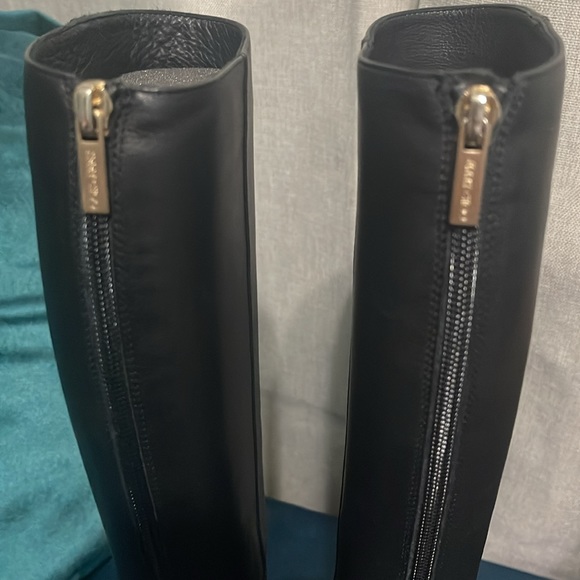 Jimmy Choo Black Leathers Healed Boots - Picture 4 of 7